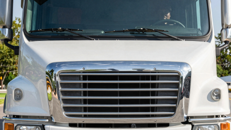 un camion de reparto comercial generated with Z-Image